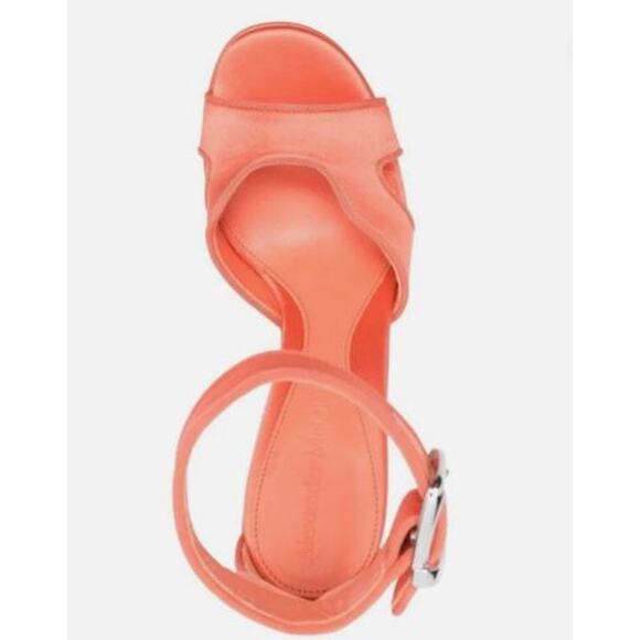 Alexander McQueen Apricot Butterfly Platform  Sandals Pumps 37.5 NWT 1,985 IRRG - Picture 4 of 14